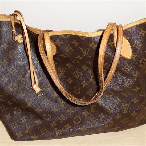 louis vuitton caught selling fake bags in store|copy louis vuitton bags uk.